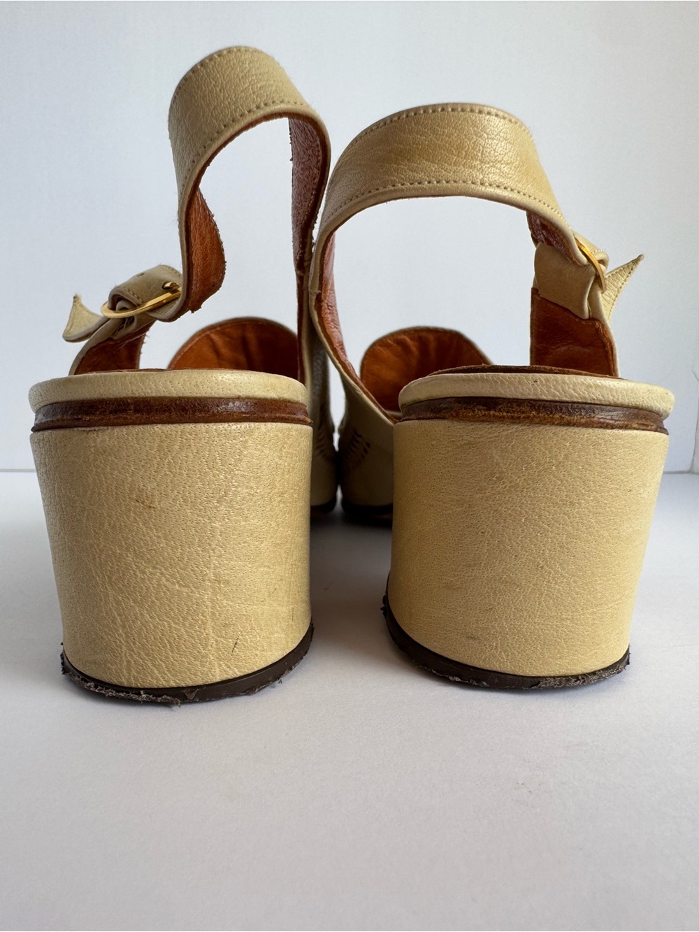 Clarks 70s Italian Leather Slingback Shoes 7.5 Narrow Block Heel Square Woven - Picture 8 of 14